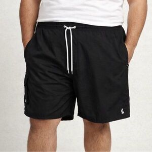Disney Parks Mickey Swim Trunks Men’s size 2XL Black Cargo Pocket(A455)✨